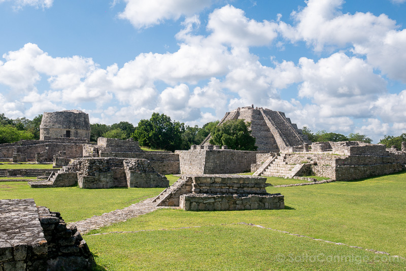 Ruinas Mayas Mayapan Complejo