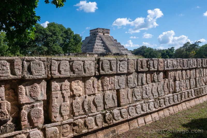 Chichen Itza Tzompantli Castillo