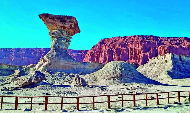 El Valle de la Luna fue elegido entre los 100 paisajes geológicos más valiosos del mundo El Valle de la Luna fue elegido entre los 100 paisajes geológicos más valiosos del mundo
