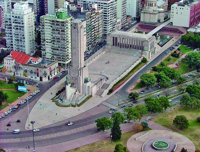 El Monumento a la Bandera El Monumento a la Bandera