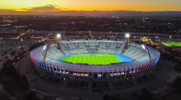 025-estadio-kempes-con-drone-en-baja