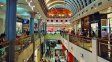 Los argentinos copan los centros comerciales de Paraguay para comprar productos más económicos.