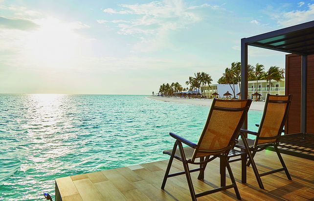 Un paraíso de aguas turquesas y lujo sereno
