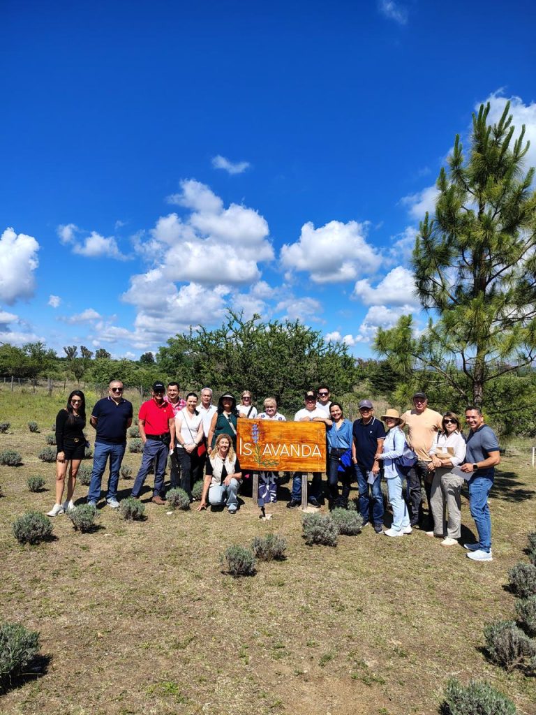 whatsapp-image-2025-11-06-at-11-39-19-768x1024-1