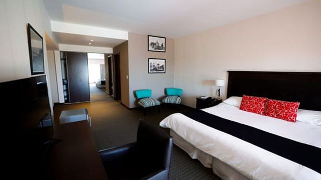 whatsapp-image-2025-11-07-at-152849-1-1