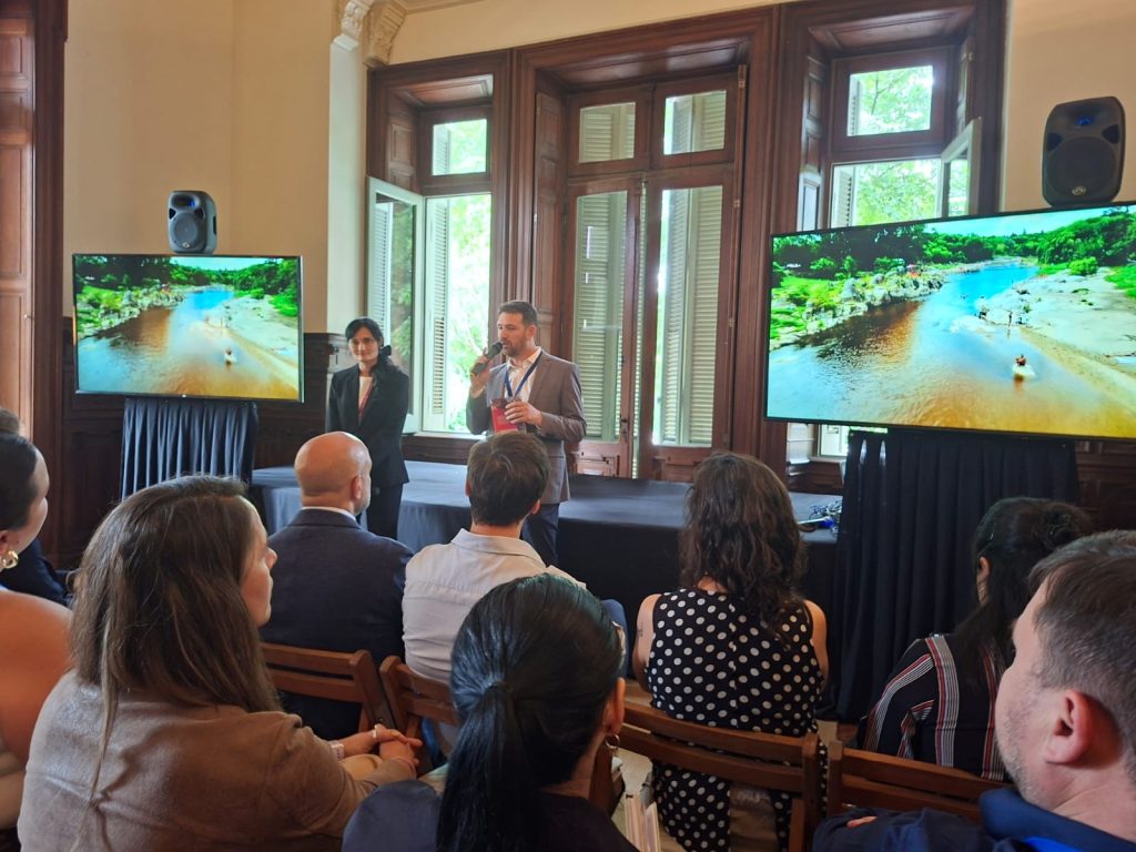 whatsapp-image-2025-11-19-at-10-33-22-1024x768-1