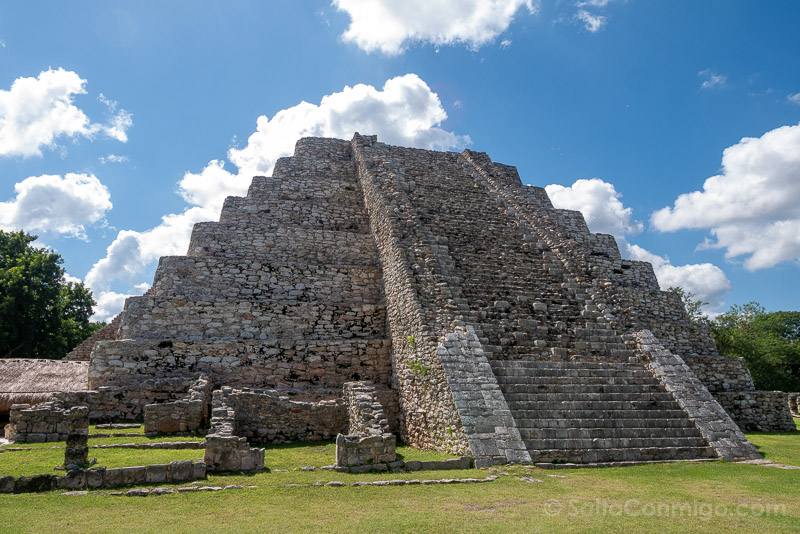 Ruinas Mayas Mayapan Yucatan Mexico Castillo Kukulkan