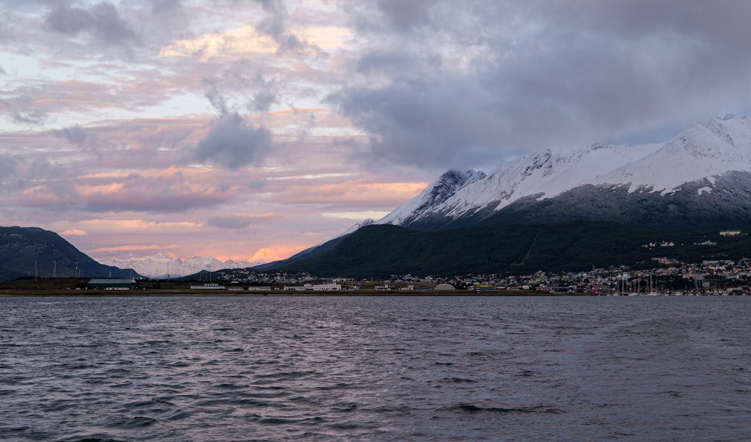 Ushuaia te espera en el fin del mundo: la ciudad más austral que tenés que conocer