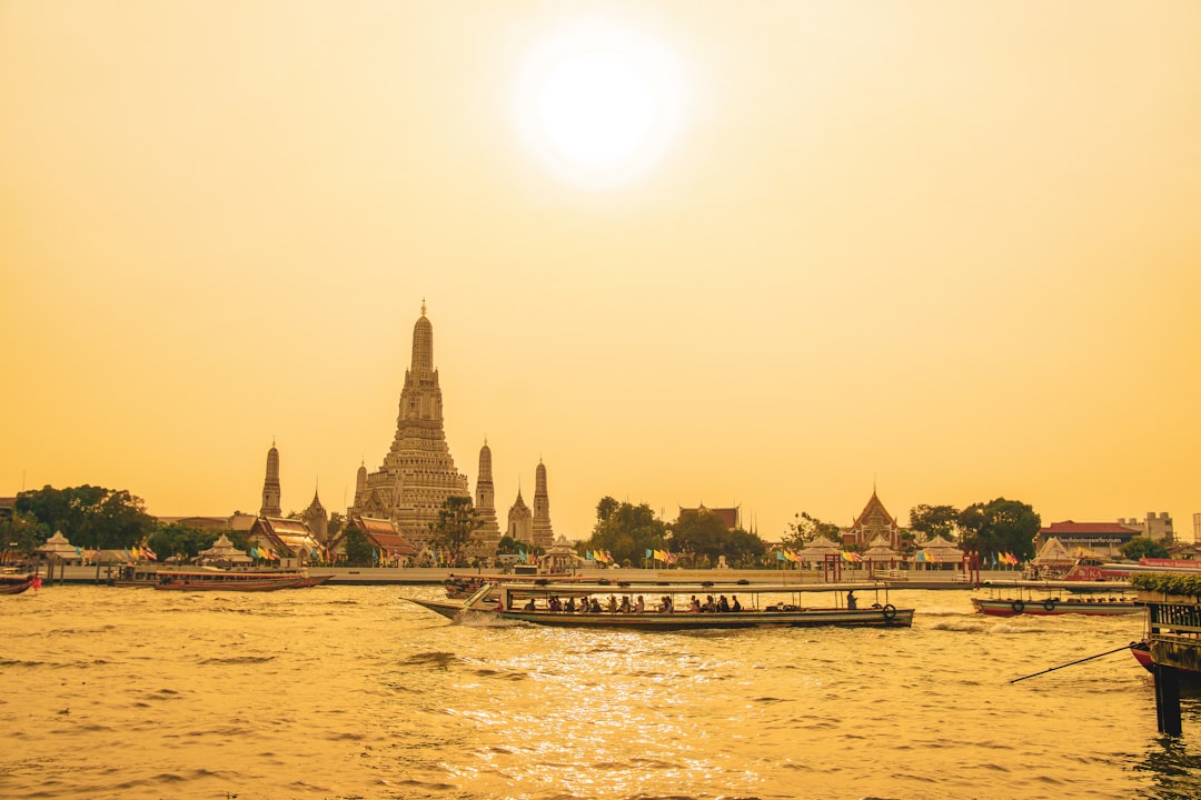 Los templos secretos de Bangkok que los turistas no encuentran: guía para conectar con el budismo tailandés
