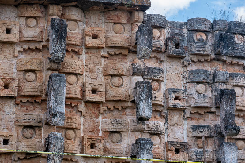 Ruta Puuc Kabah Templo Mascarones Detalle