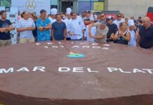 Mar del Plata celebró su aniversario con un alfajor gigante récord