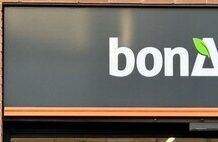 El pantalón blanco ya no da miedo: estas son las claves para llevarlo de acuerdo a los que mejor visten