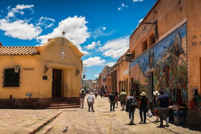 Donde viven los maestros artesanos: el Paseo de Artesanos de San Salvador de Jujuy que te enseña los secretos de la provincia