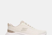 El Corte Inglés rebaja las zapatillas Skechers para las caminatas más largas sin dolor de pies: ligeras y bonitas
