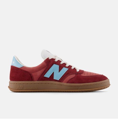 Son las nuevas New Balance color fresón de verano, pero parecen unas Samba elegantes y muy chic para presumir de estilo
