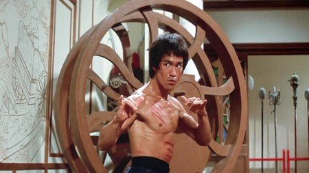 Bruce Lee: “Esperar que la vida te trate bien por ser buena persona es como esperar que un tigre o un león no te ataquen por ser vegetariano”