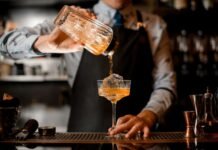 Los bares de cócteles más sofisticados de Londres: donde los argentinos descubren la excelencia británica
