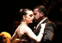 Teatro Michelangelo en San Telmo: la noche de tango que te va a erizar la piel