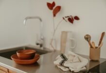 Llevamos años cambiando los trapos de la cocina cada semana. La ciencia demuestra que hay que hacerlo a diario