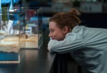 Soy superfan de Ali Hazelwood y he visto ‘La hipótesis del amor’ dos veces: esto es lo que la película no me ha dado